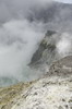 Le lac au fond du cratere